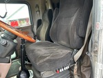 Cab with Seats/armrests