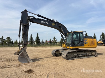 2022 John Deere 210GLC Tracked Excavator