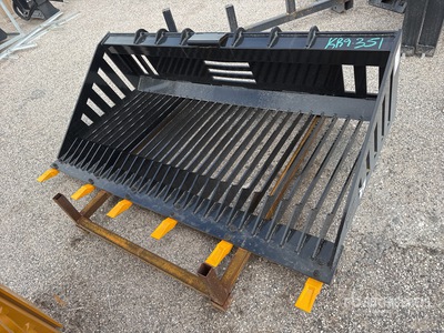 2026 GIYI GY-RB66 66 in Skeleton Skid Steer Bucket (Unused)
