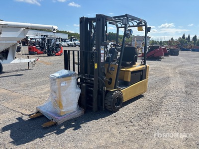 Cat EP20KT 3100 lb Carrelli Elevatori Elettrici