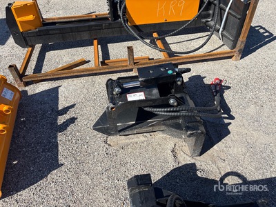 2026 GIYI GY-MSG28 Mini Stump Skid Steer Grapple Bucket (Unused)