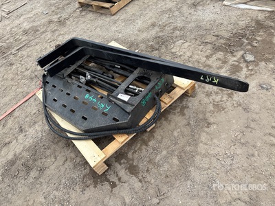 2026 GIYI GY-SF60 Side shift Skid Steer Forks (Unused)