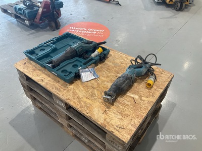 Quantity of (2) Makita Reciprocating Saw Divers - Outils à main