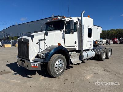 2006 Kenworth T800 6x4 T/A Sleeper Truck Tractor