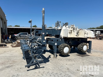 Somero 4x4 Ride-On Hydraulic Broom and Cure Machine