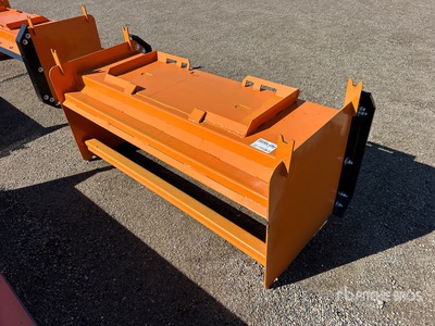 2025 Kit Containers QT-SP-8-23-PB 68 in Skid Steer Snow Pusher (Unused)