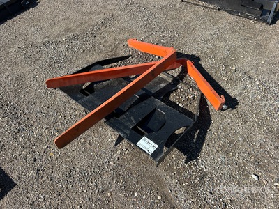 2025 Kit Containers MUFF-36-42 42 in Skid Steer Forks (Unused)
