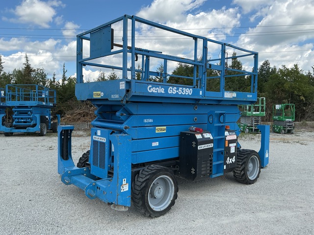 2017 Genie GS-5390 Dual Fuel 4x4 Scissor Lift
