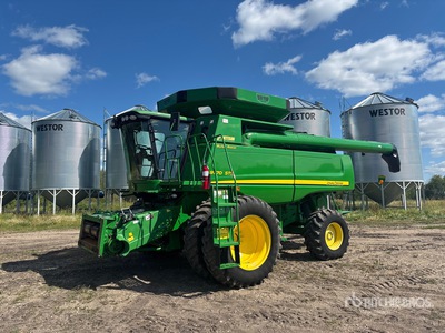 2009 John Deere 9770 STS حصادة مجمعة