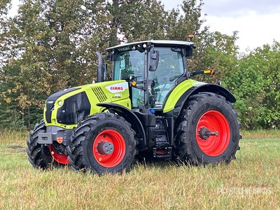 2024 Claas Axion 880 4WD Tractor