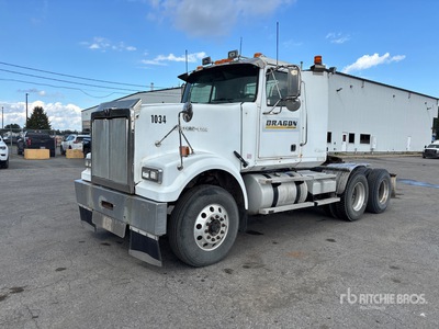 2009 Western Star 4900FA 6x4 Ciągnik siodłowy T/A z kabiną dzienną