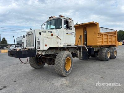 1987 Mack DMM6866EX 6x6 Off-Highway T / A-kiepwagen