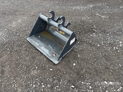 24 in Q/C Cleanup Cazo para excavadora - Fits Hitachi ZX17U-2