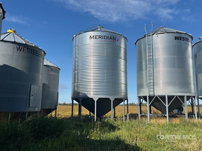 Meridian 1805 +/- 4900 bu 5 Ring Hopper Graan bak