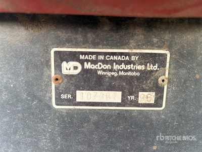 1996 Premier 2930 25 ft Swather Windrower