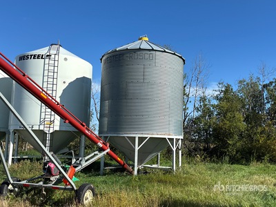 Westeel-Rosco 145 +/- 2000 bu 5 Ring Hopper Graan bak