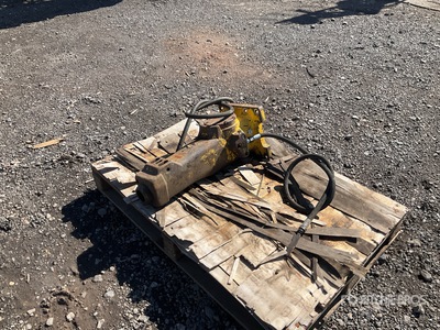 Hydraulic Breaker