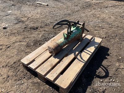 Hydraulic Breaker