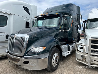 2015 International ProStar 6x4 تراكتور شاحنة كابينة النوم (ثنائية المحور)