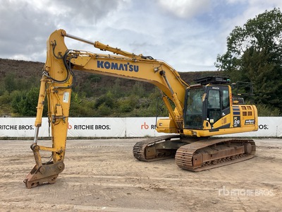 2018 Komatsu PC210LC-11 Tracked Excavator