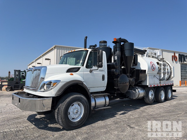 Vacuum Tanker Trucks