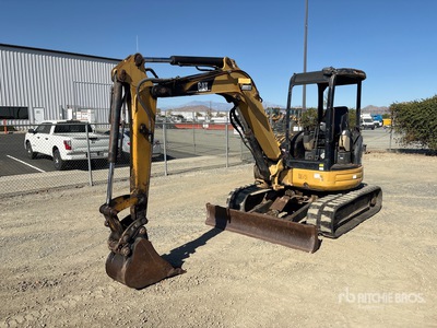2005 Cat 304 CR Mini Excavator
