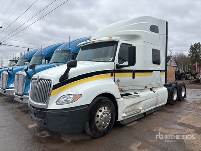 2020 International LT625 6x4 Cabina con cuccetta per trattore stradale