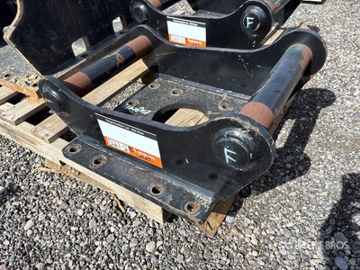 Engcon 60 mm Drilled Top Plate エクスカベーター用アタッチメント - その他