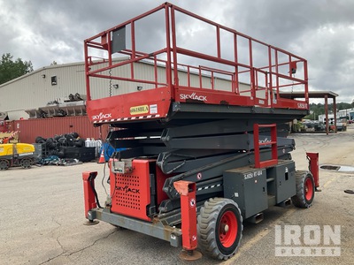 2018 Skyjack SJ9250 RT Gasoline 4x4 Hebebühne
