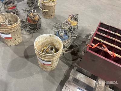 Quantity of (3) Pompe Submersible
