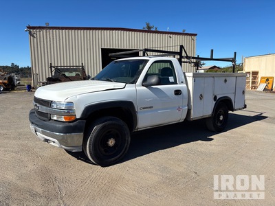 2001 Chevrolet 2500 4x2 Utility Truck