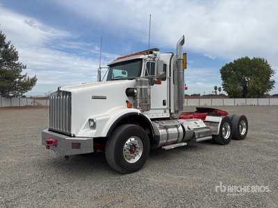 2015 Kenworth T800 6x4 T/A Day Cab Truck Tractor