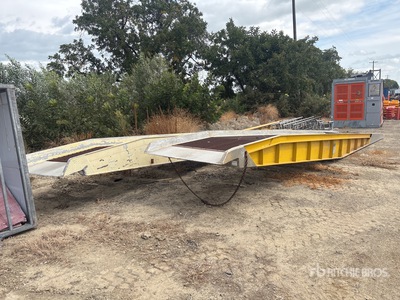 Quantity of (2) Ramps Divers - autres