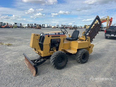2006 Vermeer RTX450 Trencher