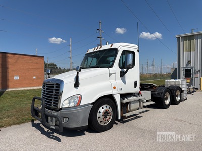 2015 Freightliner CA125DC 6x4 Tracteur routier