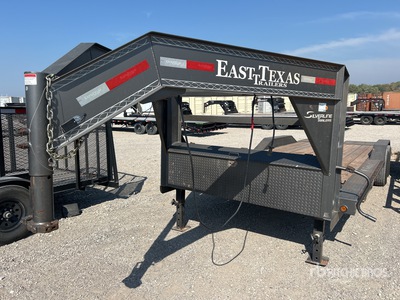 2024 East Texas Trailers 24 ft T/A Gooseneck Remorque pour équipement