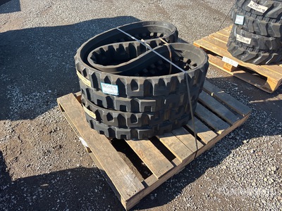 Quantity of (2) Rubber 265 x 72 x 52 Tracks (Unused)