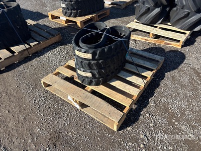 Quantity of (2) Rubber 230 x 72 x 41 Tracks (Unused)