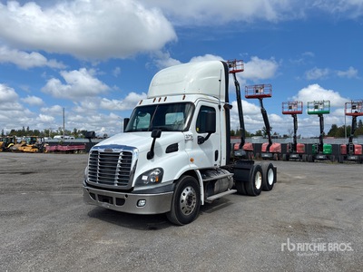 2017 Freightliner Cascadia 113 6x4 T/A Day Cab Truck Tractor