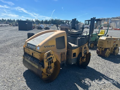 2016 Volvo DD25B Compacteur double bille (Inoperable)