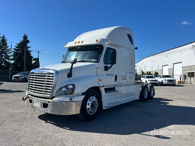 2014 Freightliner Cascadia 125 6x4 T/A Sleeper Truck Tractor