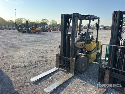 Yale GLP060MXNEAE087 5700 lb Forklift
