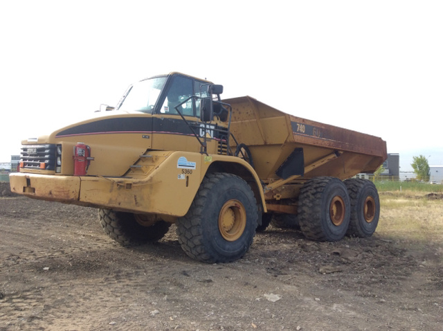 2006 Cat 740 Articulated Dump Truck
