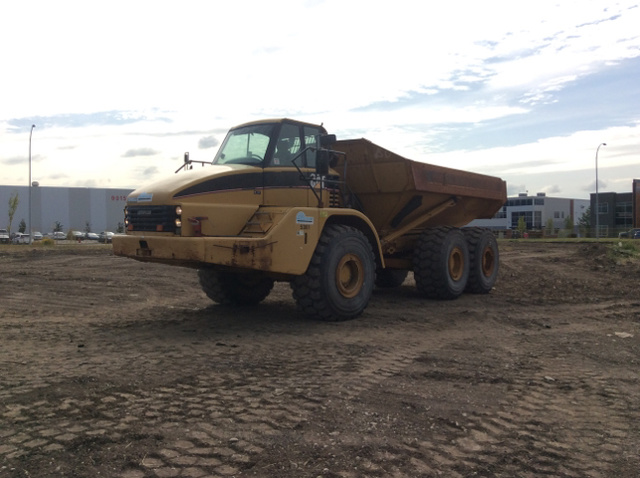 2006 Cat 740 Articulated Dump Truck