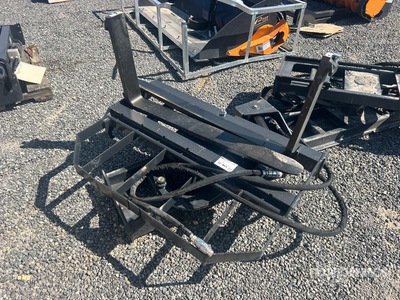2026 ARTEER RPT-42L 60 in Rotating Hydraulic Fourches pour Skid Steer (Unused)