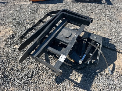 2026 ARTEER RPT-42L 60 in Rotating Hydraulic Skid Steer Forks (Unused)