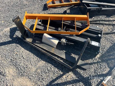 2026 ARTEER HPF-48L 48 in Hydraulic Skid Steer Forks (Unused)