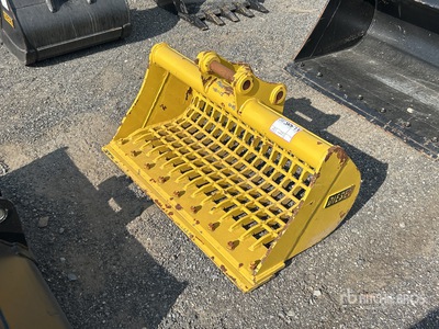Diesel Equipment VIO35 42 in Screening BOCE Excavator Bucket - Fits 38 mm