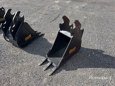 Diesel Equipment 50CL 12 in HD Tooth Excavator Bucket - Fits 45 mm
