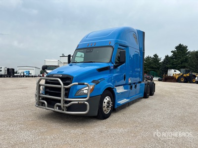 2021 Freightliner Cascadia 126 6x4 T/A Sleeper Truck Tractor
